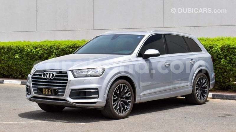 Big with watermark audi q7 ashanti import dubai 56025