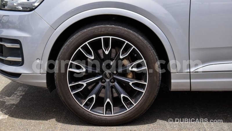 Big with watermark audi q7 ashanti import dubai 56025