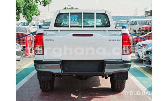 Ra Imported Toyota Hilux funfun Ọkọ̀ in Import - Dubai ni Ashanti Ra Imported Toyota Hilux funfun Ọkọ̀ in Import - Dubai ni Ashanti