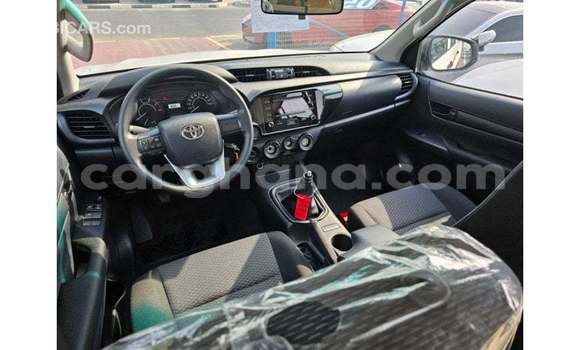 Ra Imported Toyota Hilux funfun Ọkọ̀ in Import - Dubai ni Ashanti Ra Imported Toyota Hilux funfun Ọkọ̀ in Import - Dubai ni Ashanti