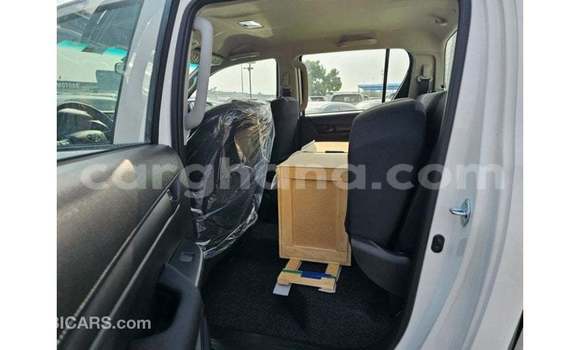 Ra Imported Toyota Hilux funfun Ọkọ̀ in Import - Dubai ni Ashanti Ra Imported Toyota Hilux funfun Ọkọ̀ in Import - Dubai ni Ashanti