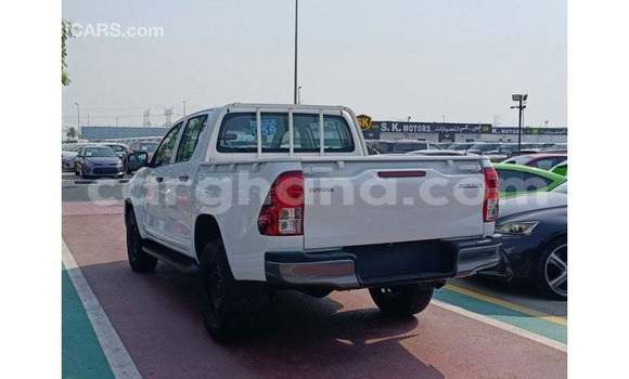 Buy Import Toyota Hilux White Car in Import - Dubai in Ashanti Buy Import Toyota Hilux White Car in Import - Dubai in Ashanti