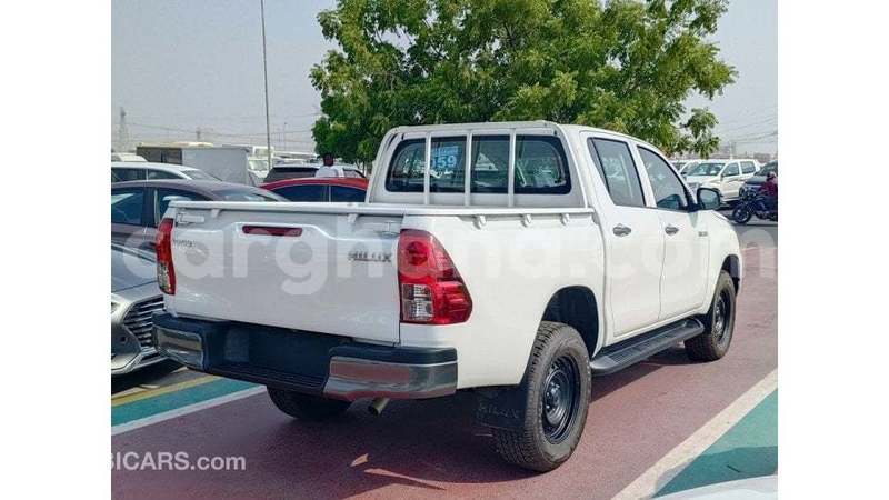 Big with watermark toyota hilux ashanti import dubai 56028