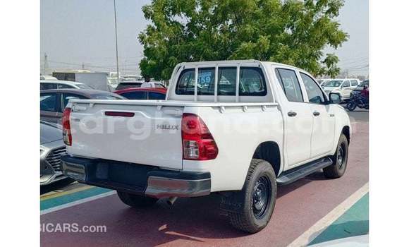 Buy Import Toyota Hilux White Car in Import - Dubai in Ashanti Buy Import Toyota Hilux White Car in Import - Dubai in Ashanti