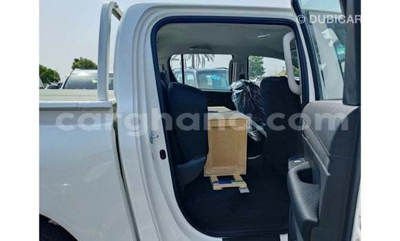 Buy Import Toyota Hilux White Car in Import - Dubai in Ashanti Buy Import Toyota Hilux White Car in Import - Dubai in Ashanti