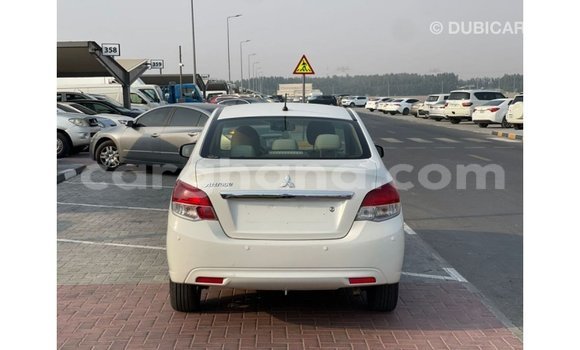 Sayi Imported Mitsubishi Attrage White Mota in Import - Dubai a Ashanti Sayi Imported Mitsubishi Attrage White Mota in Import - Dubai a Ashanti
