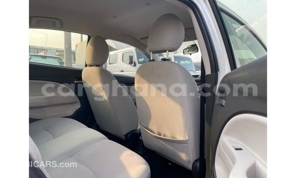 Sayi Imported Mitsubishi Attrage White Mota in Import - Dubai a Ashanti Sayi Imported Mitsubishi Attrage White Mota in Import - Dubai a Ashanti