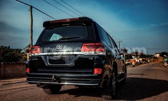 Buy Used Toyota Land Cruiser Black Car in Accra in Greater Accra Buy Used Toyota Land Cruiser Black Car in Accra in Greater Accra