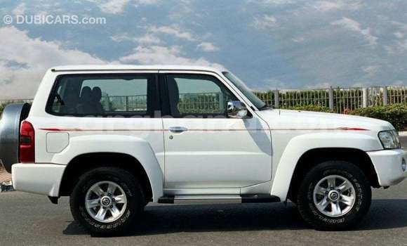 Sayi Imported Nissan Patrol White Mota in Import - Dubai a Ashanti Sayi Imported Nissan Patrol White Mota in Import - Dubai a Ashanti