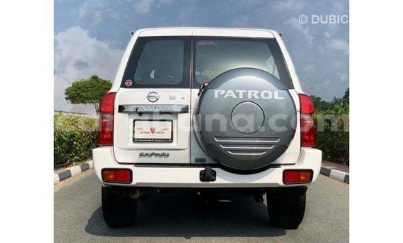 Sayi Imported Nissan Patrol White Mota in Import - Dubai a Ashanti Sayi Imported Nissan Patrol White Mota in Import - Dubai a Ashanti
