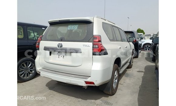 Buy Import Toyota Prado White Car in Import - Dubai in Ashanti Buy Import Toyota Prado White Car in Import - Dubai in Ashanti
