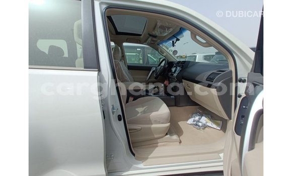 Buy Import Toyota Prado White Car in Import - Dubai in Ashanti Buy Import Toyota Prado White Car in Import - Dubai in Ashanti