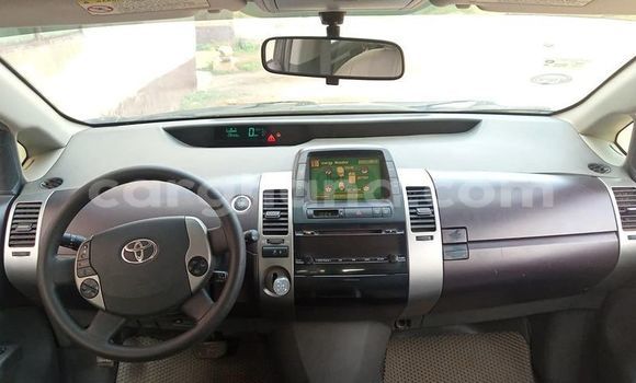 Sayi Na hannu Toyota Prius Azurfa Mota in Accra a Greater Accra Sayi Na hannu Toyota Prius Azurfa Mota in Accra a Greater Accra