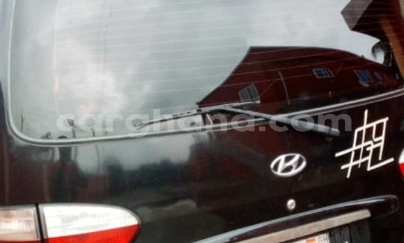 Sayi Sabo Hyundai H200 Black Mota in Accra a Greater Accra