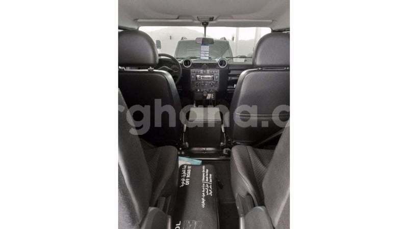 Big with watermark land rover defender ashanti import dubai 56058