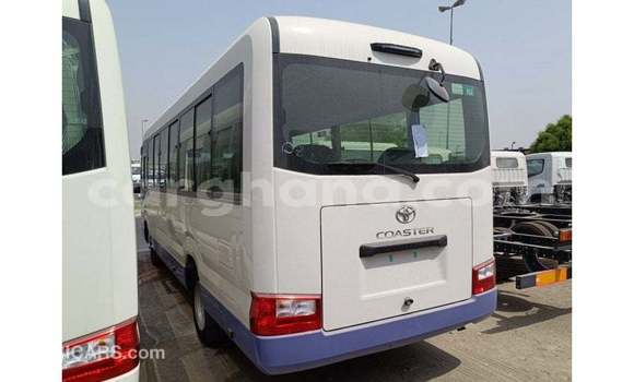 Buy Import Toyota Coaster White Car in Import - Dubai in Ashanti Buy Import Toyota Coaster White Car in Import - Dubai in Ashanti