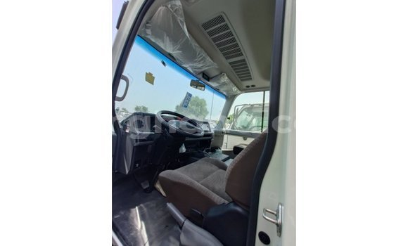 Buy Import Toyota Coaster White Car in Import - Dubai in Ashanti Buy Import Toyota Coaster White Car in Import - Dubai in Ashanti