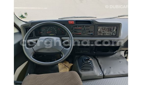 Buy Import Toyota Coaster White Car in Import - Dubai in Ashanti Buy Import Toyota Coaster White Car in Import - Dubai in Ashanti