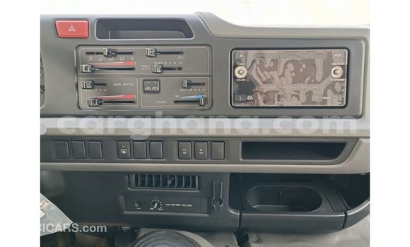 Buy Import Toyota Coaster White Car in Import - Dubai in Ashanti Buy Import Toyota Coaster White Car in Import - Dubai in Ashanti