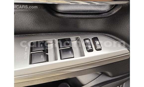 Sayi Imported Toyota IST White Mota in Import - Dubai a Ashanti Sayi Imported Toyota IST White Mota in Import - Dubai a Ashanti