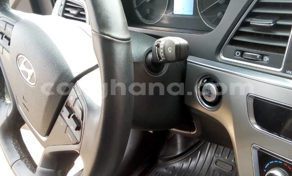 Buy Used Hyundai Sonata Black Car in Accra in Greater Accra Buy Used Hyundai Sonata Black Car in Accra in Greater Accra
