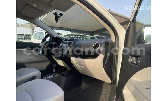 Ra Imported Mitsubishi Attrage funfun Ọkọ̀ in Import - Dubai ni Ashanti Ra Imported Mitsubishi Attrage funfun Ọkọ̀ in Import - Dubai ni Ashanti