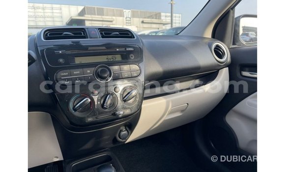 Ra Imported Mitsubishi Attrage funfun Ọkọ̀ in Import - Dubai ni Ashanti Ra Imported Mitsubishi Attrage funfun Ọkọ̀ in Import - Dubai ni Ashanti