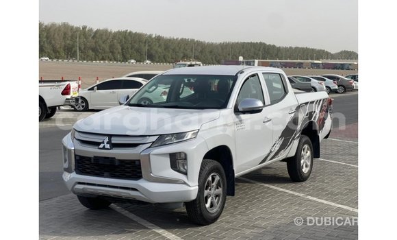 Ra Imported Mitsubishi L200 funfun Ọkọ̀ in Import - Dubai ni Ashanti Ra Imported Mitsubishi L200 funfun Ọkọ̀ in Import - Dubai ni Ashanti