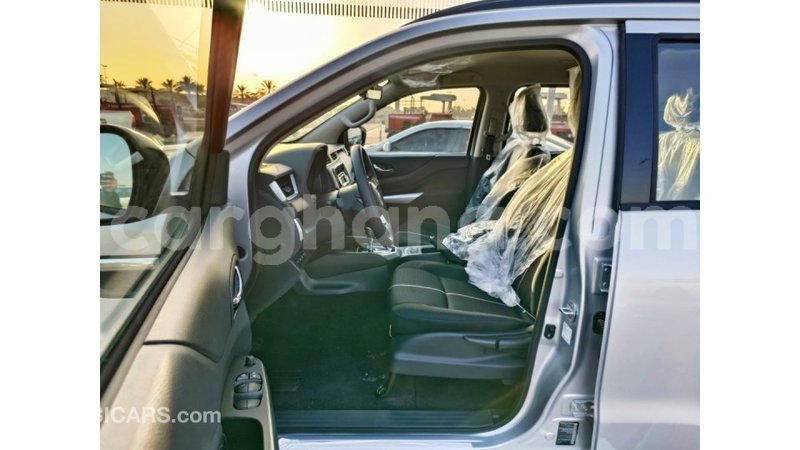 Big with watermark nissan xterra ashanti import dubai 56070