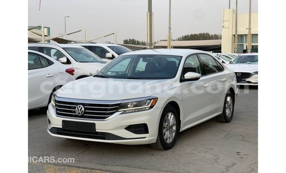 Sayi Imported Volkswagen Passat White Mota in Import - Dubai a Ashanti Sayi Imported Volkswagen Passat White Mota in Import - Dubai a Ashanti