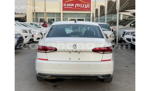 Sayi Imported Volkswagen Passat White Mota in Import - Dubai a Ashanti Sayi Imported Volkswagen Passat White Mota in Import - Dubai a Ashanti