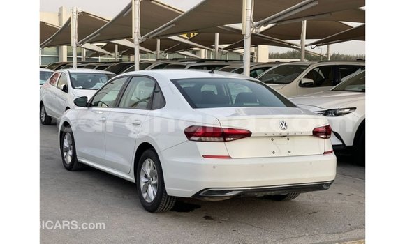 Sayi Imported Volkswagen Passat White Mota in Import - Dubai a Ashanti Sayi Imported Volkswagen Passat White Mota in Import - Dubai a Ashanti