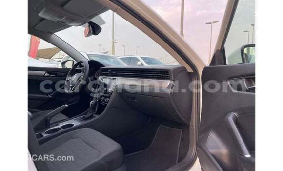 Sayi Imported Volkswagen Passat White Mota in Import - Dubai a Ashanti Sayi Imported Volkswagen Passat White Mota in Import - Dubai a Ashanti