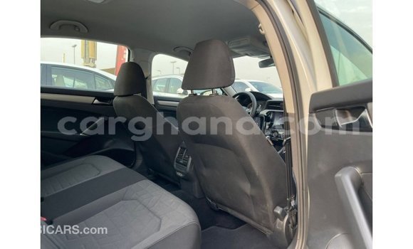 Sayi Imported Volkswagen Passat White Mota in Import - Dubai a Ashanti Sayi Imported Volkswagen Passat White Mota in Import - Dubai a Ashanti