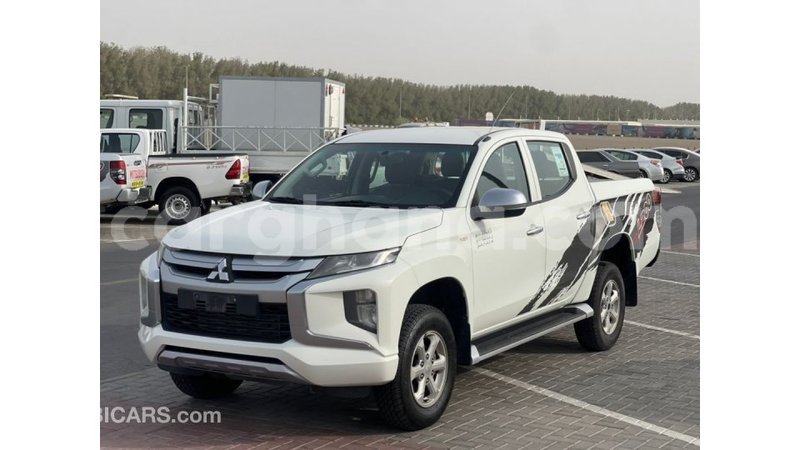 Big with watermark mitsubishi l200 ashanti import dubai 56072