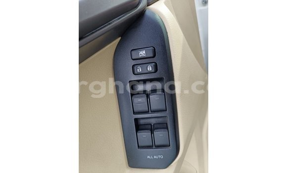 Ra Imported Toyota Prado funfun Ọkọ̀ in Import - Dubai ni Ashanti Ra Imported Toyota Prado funfun Ọkọ̀ in Import - Dubai ni Ashanti