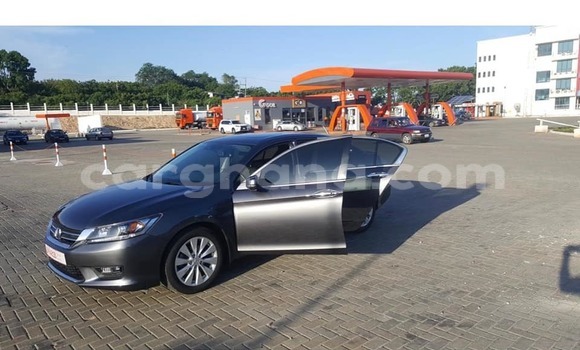 Ra Àlòkù Honda Accord Black Ọkọ̀ in Accra ni Greater Accra Ra Àlòkù Honda Accord Black Ọkọ̀ in Accra ni Greater Accra