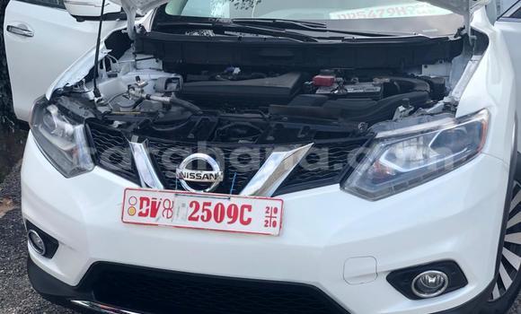 Buy New Nissan Rogue White Car in Accra in Greater Accra Buy New Nissan Rogue White Car in Accra in Greater Accra