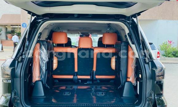 Sayi Na hannu Lexus LX 570 Black Mota in Accra a Greater Accra Sayi Na hannu Lexus LX 570 Black Mota in Accra a Greater Accra