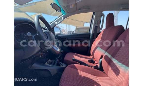 Ra Imported Toyota Hilux funfun Ọkọ̀ in Import - Dubai ni Ashanti Ra Imported Toyota Hilux funfun Ọkọ̀ in Import - Dubai ni Ashanti