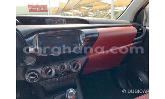Ra Imported Toyota Hilux funfun Ọkọ̀ in Import - Dubai ni Ashanti Ra Imported Toyota Hilux funfun Ọkọ̀ in Import - Dubai ni Ashanti