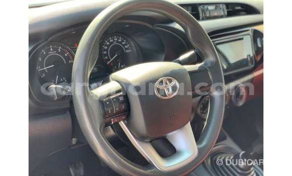 Ra Imported Toyota Hilux funfun Ọkọ̀ in Import - Dubai ni Ashanti Ra Imported Toyota Hilux funfun Ọkọ̀ in Import - Dubai ni Ashanti