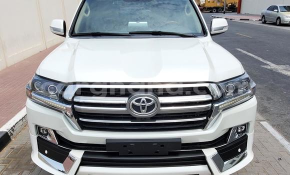 Buy Used Toyota Land Cruiser White Car in Accra in Greater Accra