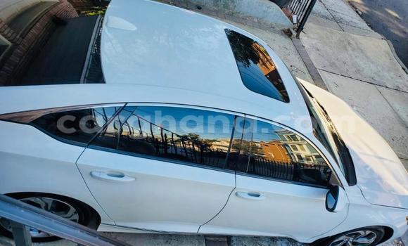 Buy Used Honda Accord White Car in Accra in Greater Accra Buy Used Honda Accord White Car in Accra in Greater Accra