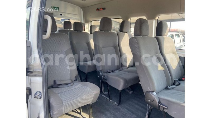 Big with watermark nissan urvan ashanti import dubai 56096