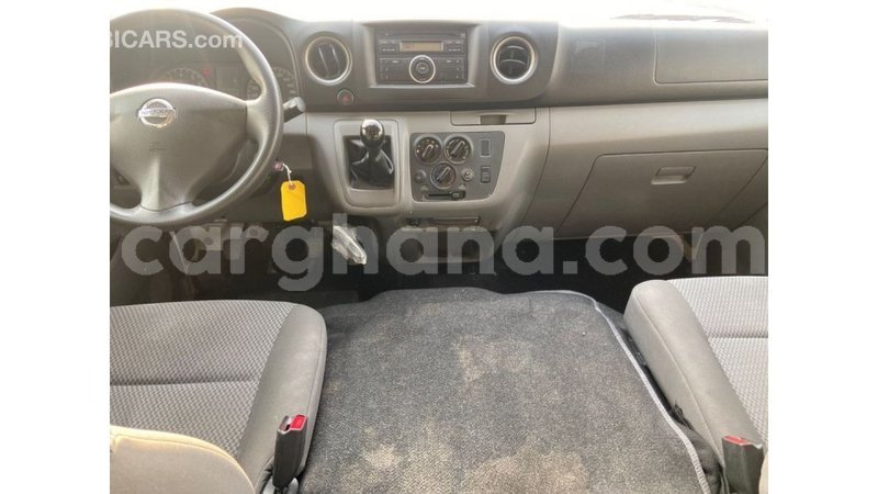 Big with watermark nissan urvan ashanti import dubai 56096