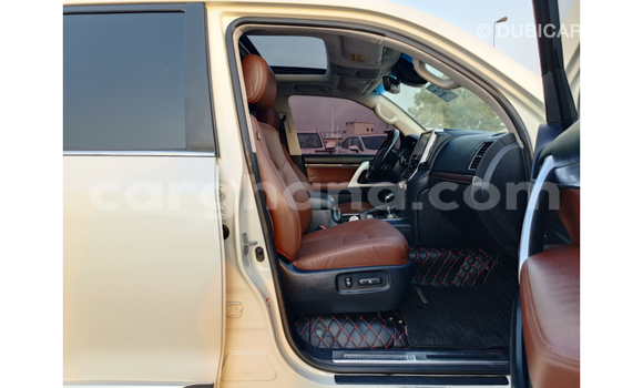 Ra Imported Toyota IST funfun Ọkọ̀ in Import - Dubai ni Ashanti Ra Imported Toyota IST funfun Ọkọ̀ in Import - Dubai ni Ashanti