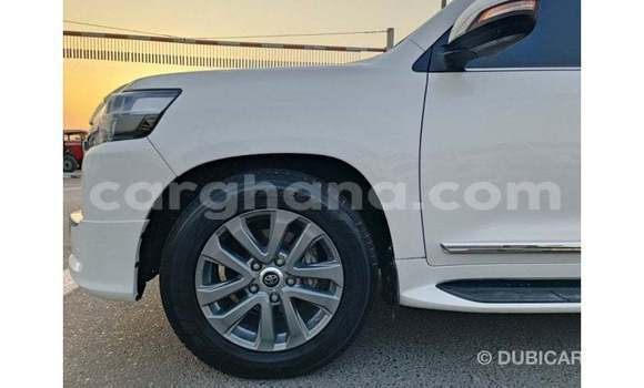 Ra Imported Toyota IST funfun Ọkọ̀ in Import - Dubai ni Ashanti Ra Imported Toyota IST funfun Ọkọ̀ in Import - Dubai ni Ashanti