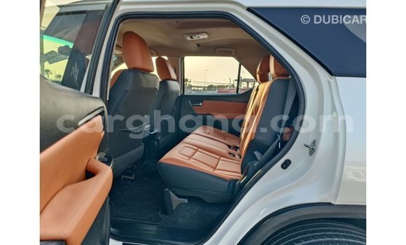 Buy Import Toyota Fortuner White Car in Import - Dubai in Ashanti Buy Import Toyota Fortuner White Car in Import - Dubai in Ashanti