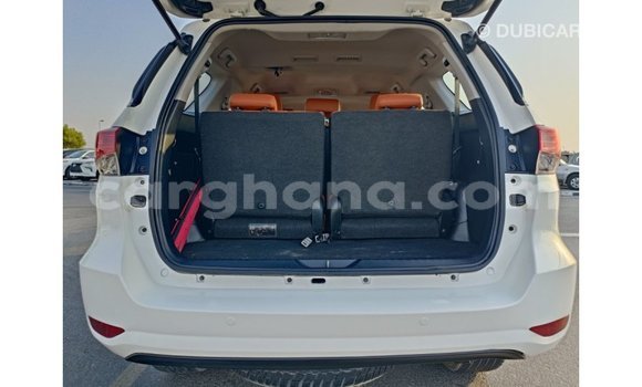 Buy Import Toyota Fortuner White Car in Import - Dubai in Ashanti Buy Import Toyota Fortuner White Car in Import - Dubai in Ashanti
